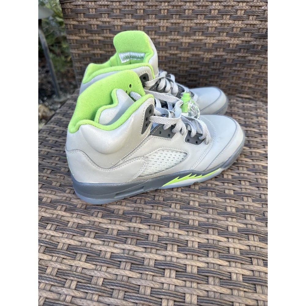 Jordan Air Jordan 5 Unisex Kids Sneaker US 6.5 Leather Mid Top White